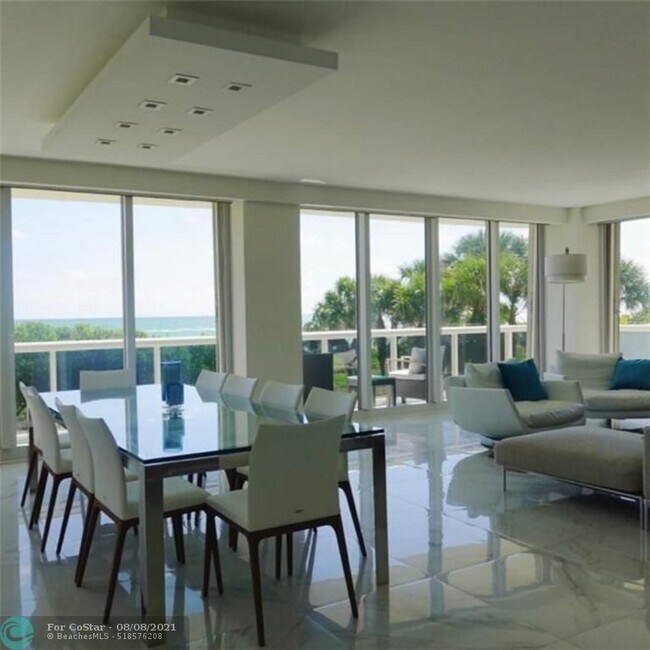 Building Photo - 9559 Collins Ave