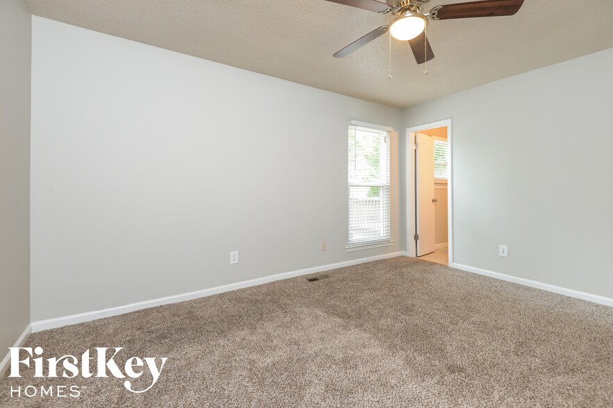 Building Photo - 1839 Satterwhite St