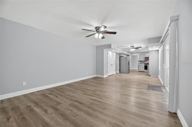 Building Photo - 519 Sweetleaf Dr