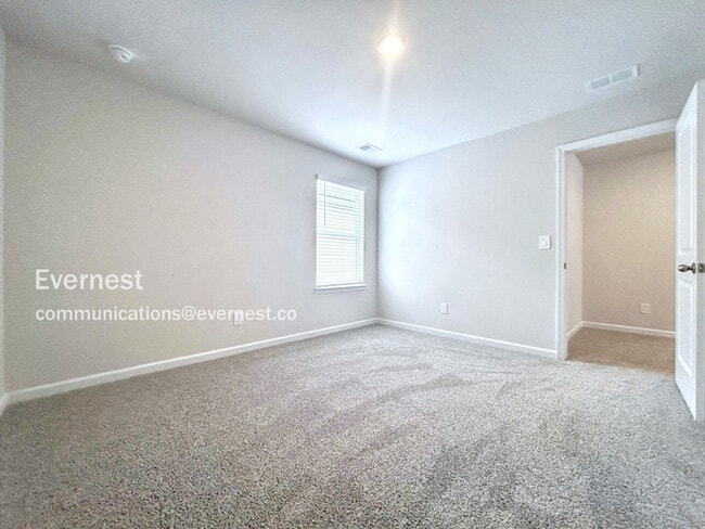Building Photo - 3954 Brushy St