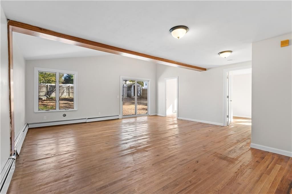 Building Photo - 400 Schooner Ave