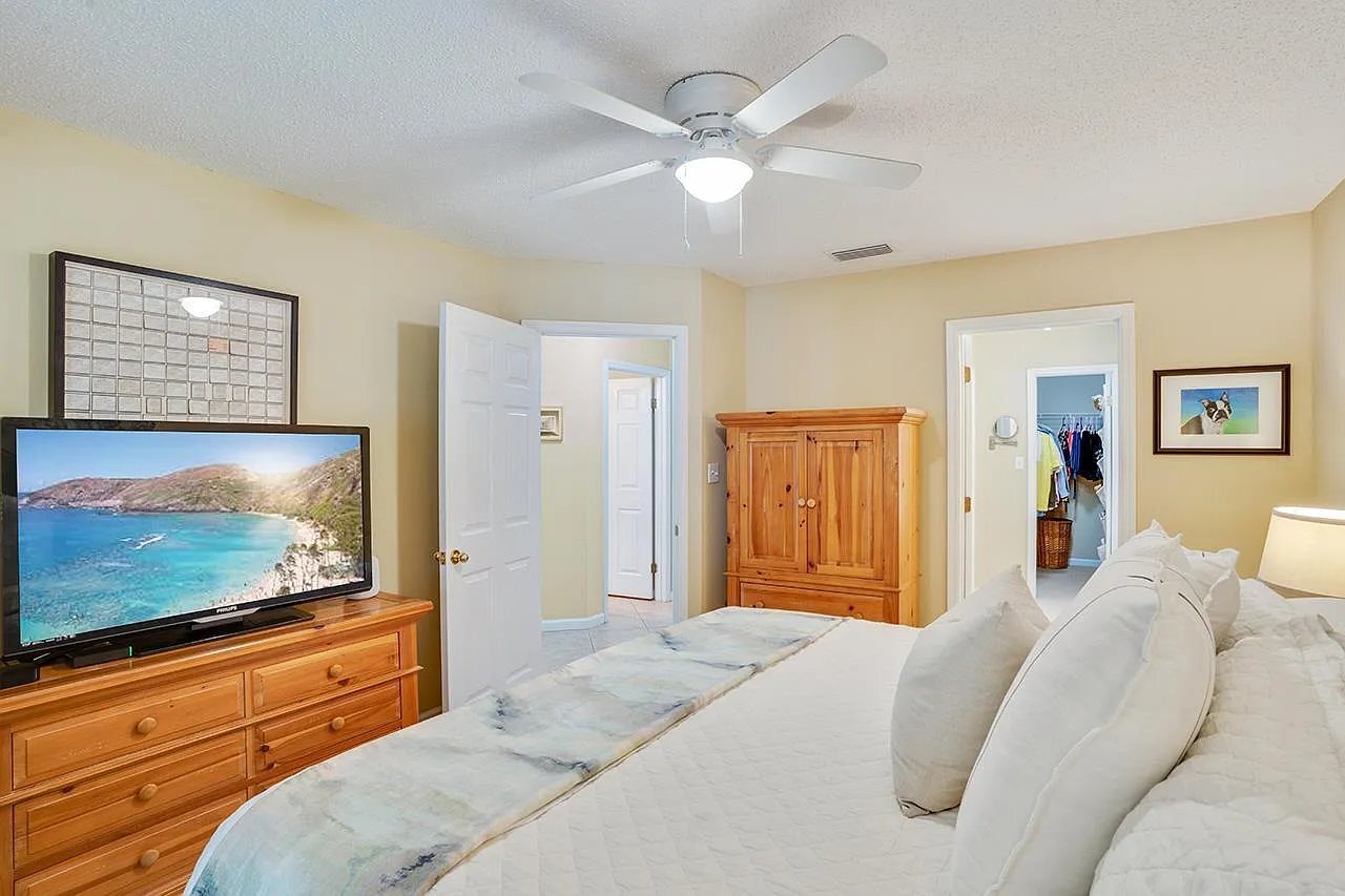 Building Photo - 3498 Chatelaine Ct