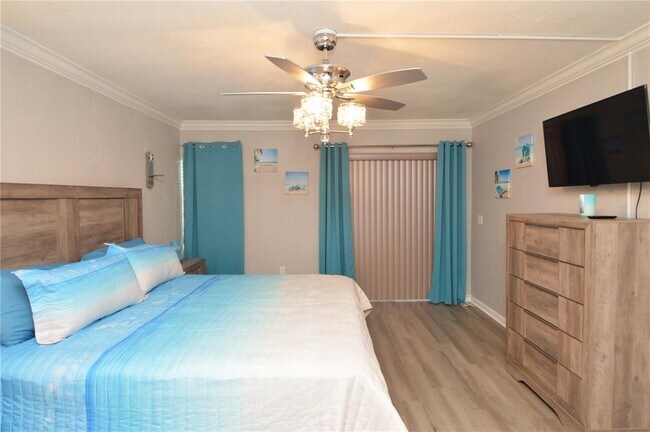 Building Photo - 4908 38th Way S