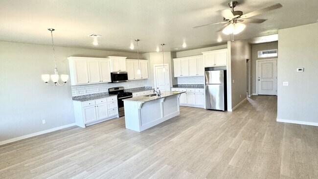Building Photo - Beautiful Brand New 3-Bedroom Home in Coun...