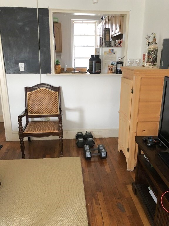 Building Photo - 313 Allston St