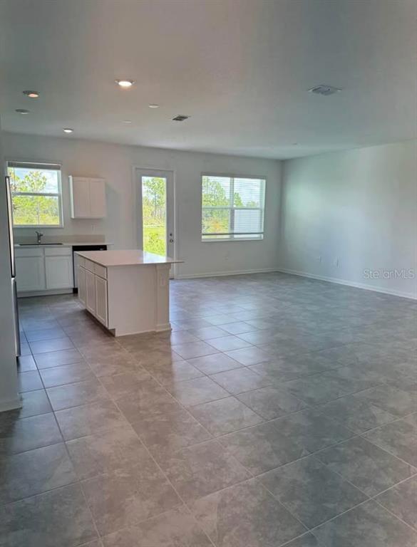 Building Photo - 8974 Swing Ln