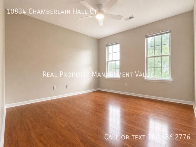 Building Photo - 10834 Chamberlain Hall Ct
