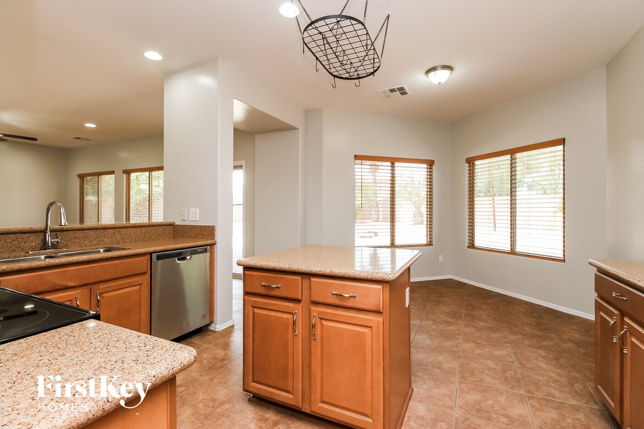 Building Photo - 29010 N Cactus Cir