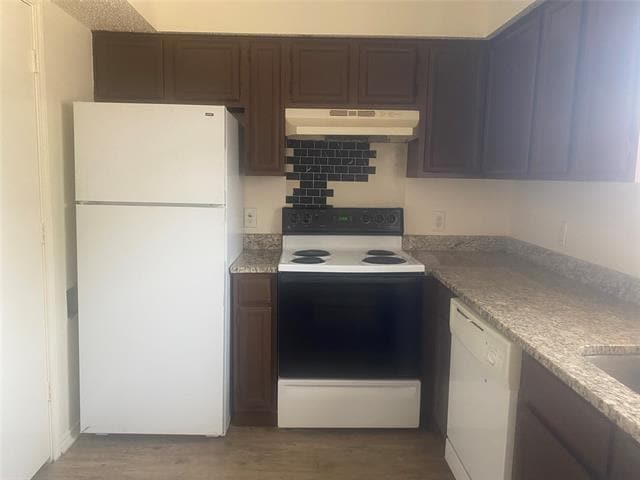Building Photo - 2809 Wimbledon Ct