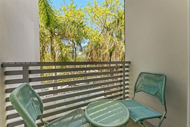 Building Photo - 3055 Carter St