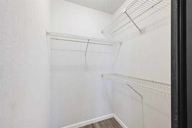 Building Photo - 16800 Sugar Pine Dr