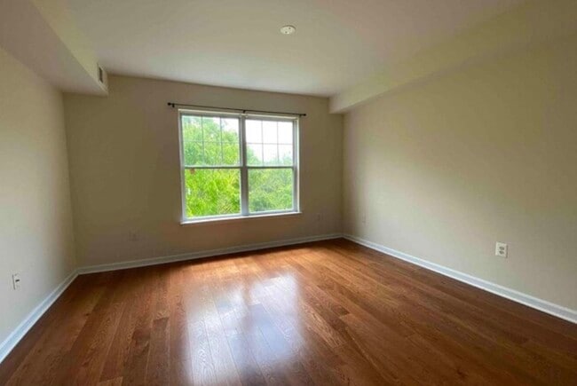 Building Photo - Normandy Place #306