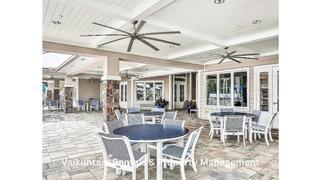Building Photo - 563 Cherry Elm Dr