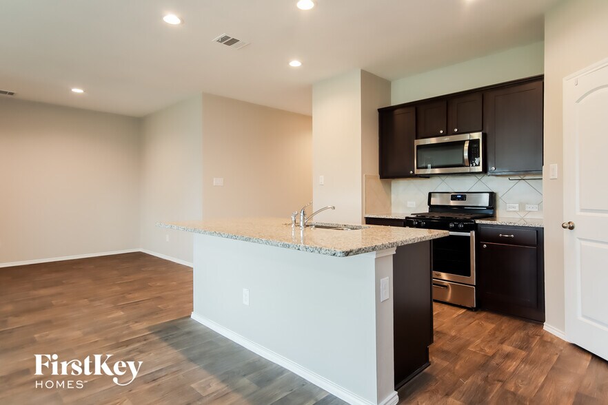 Building Photo - 12138 Loch Muick Dr