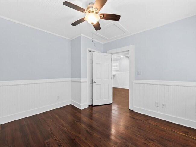 Building Photo - 2 Bedroom, 2 Bath Home with ADU Downtown Charleston!