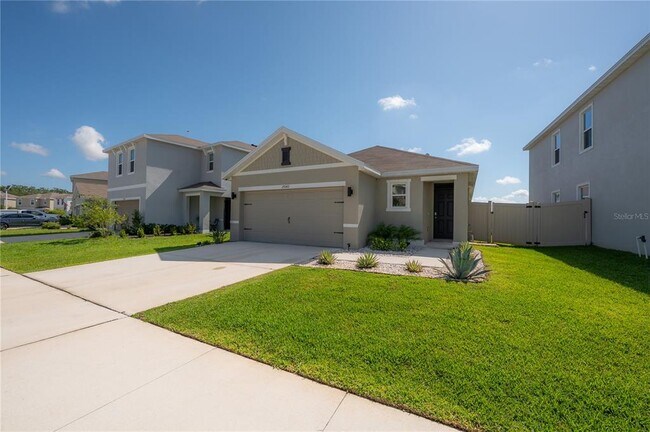 Building Photo - 17042 Oval Rum Dr