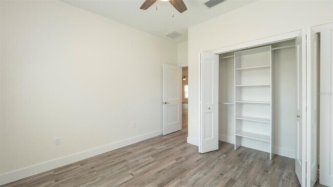 Building Photo - 6454 Freeport Dr