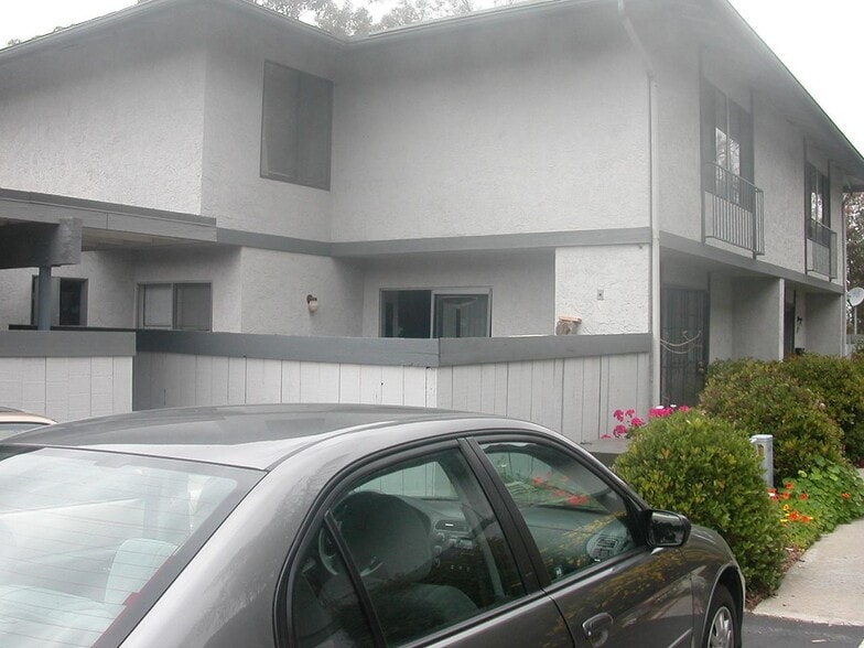 Front Condo - 4323 Caminito del Diamante