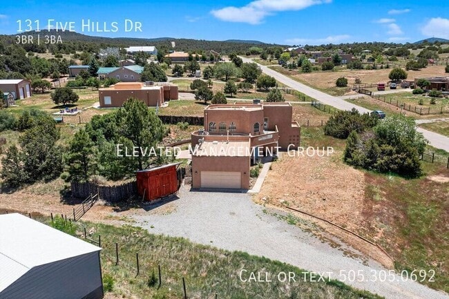 Building Photo - 131 Five Hls Dr