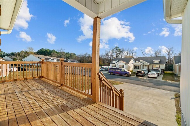 Building Photo - Pristine 3 Bed 2 Bath Home in Dalton