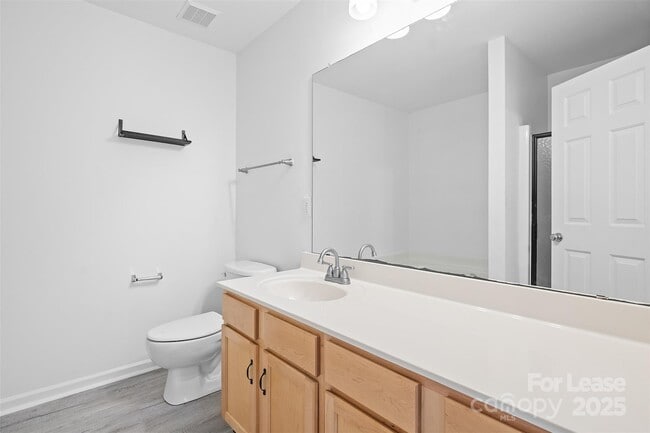 Building Photo - 2856 Summergrove Ct