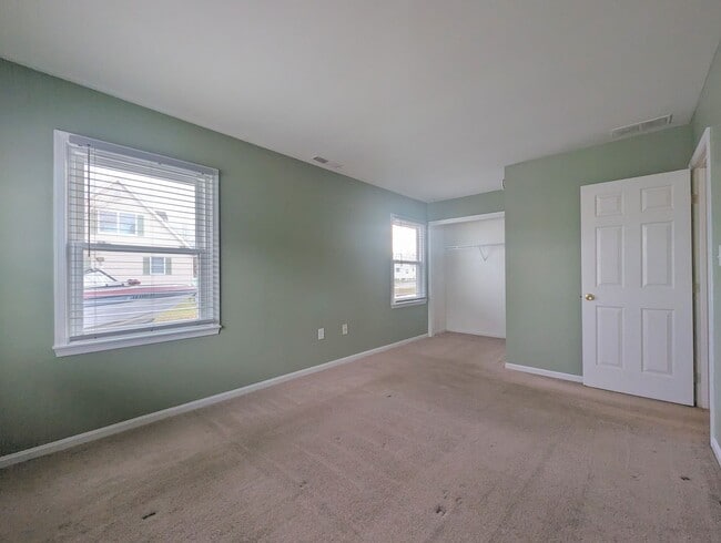 Building Photo - Discover Tranquil Living in Georgetown: A Cozy 2-Bedroom Retreat with All-Season Patio and Conven...