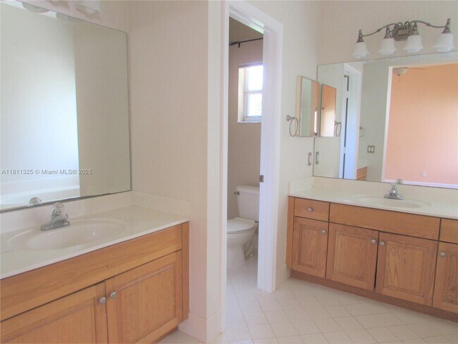 Building Photo - 3851 Falcon Ridge Cir