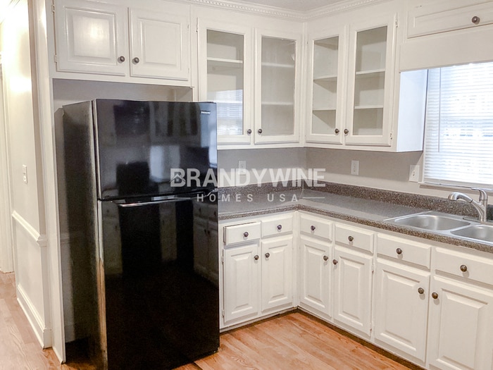 Building Photo - 916 S Deshon Rd