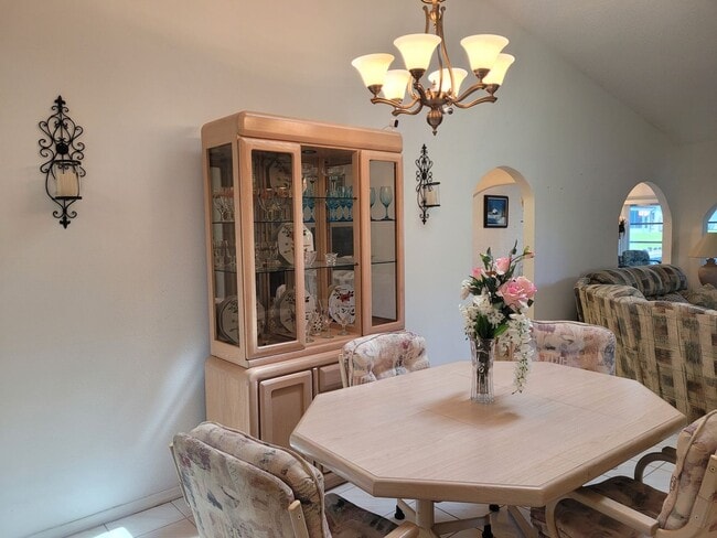 Building Photo - 2/2/1 townhome for rent in the Heather of Weeki Wachee