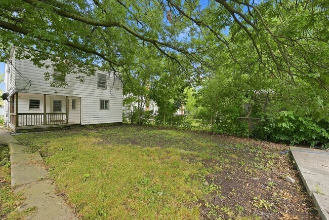 Building Photo - 4029 Weisser Park Ave