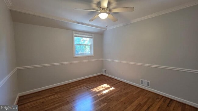 Building Photo - 12612 Flack St