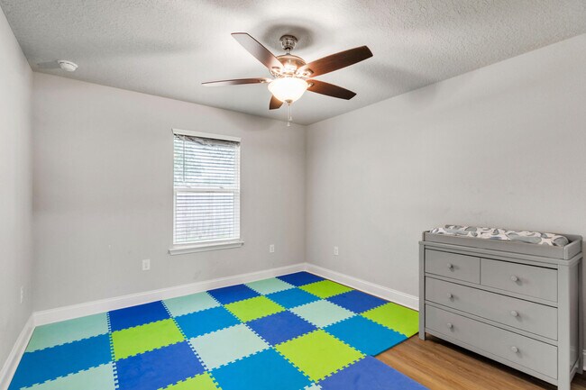 Building Photo - 1201 Forest Heights Rd