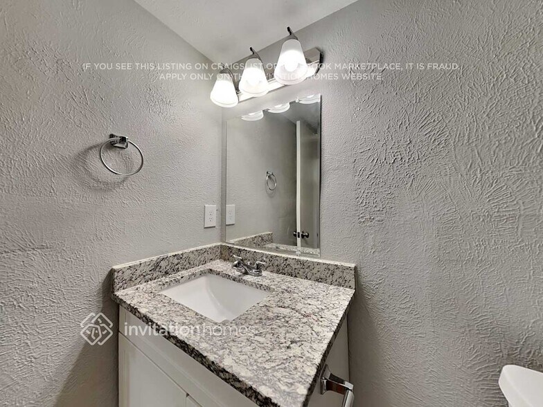 Building Photo - 5313 Marsh Dr