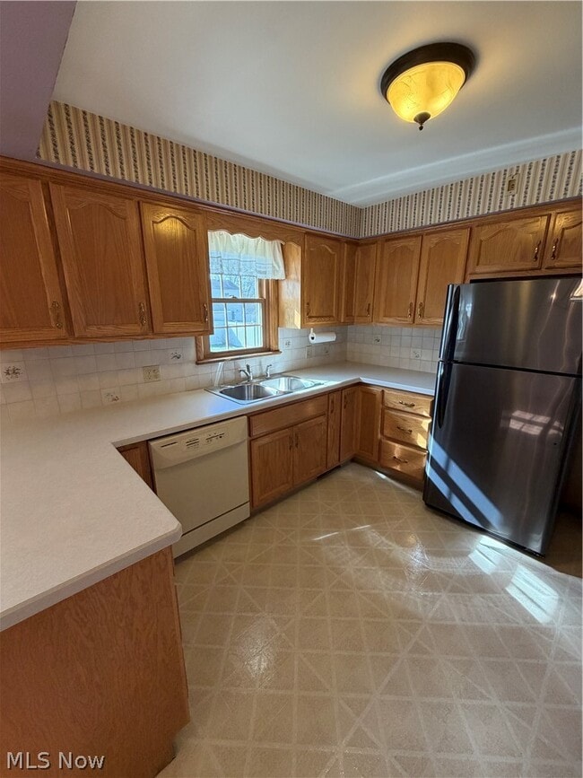 Building Photo - 8615 Chesterton Dr