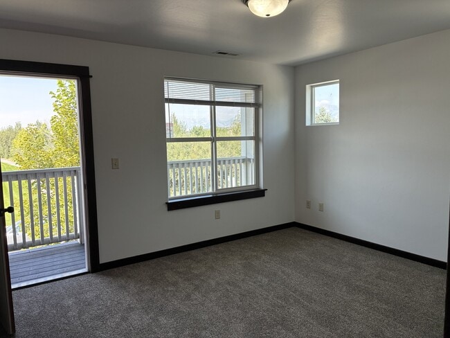 Building Photo - 2286 Gallatin Green Blvd