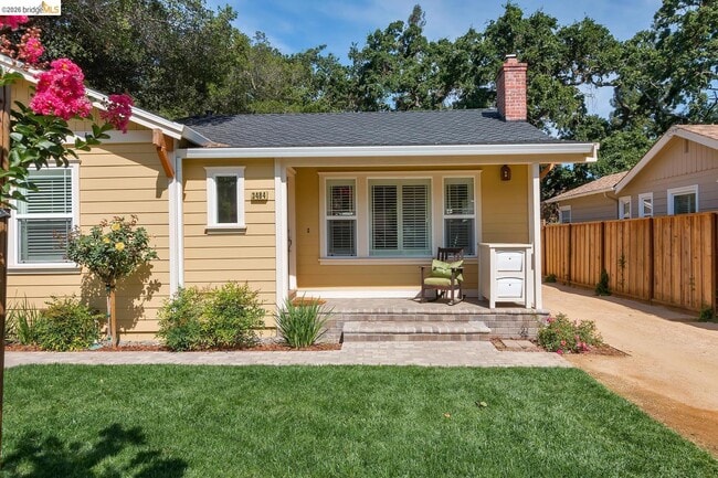 Building Photo - 3484 Moraga Blvd