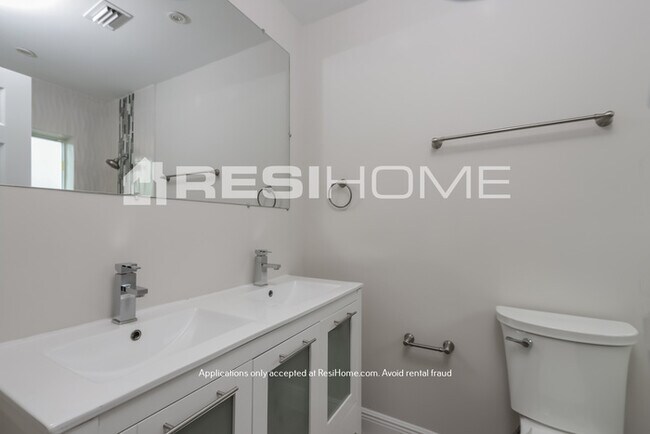 Building Photo - HOME FOR RENT!! ONE MONTH FREE!!
