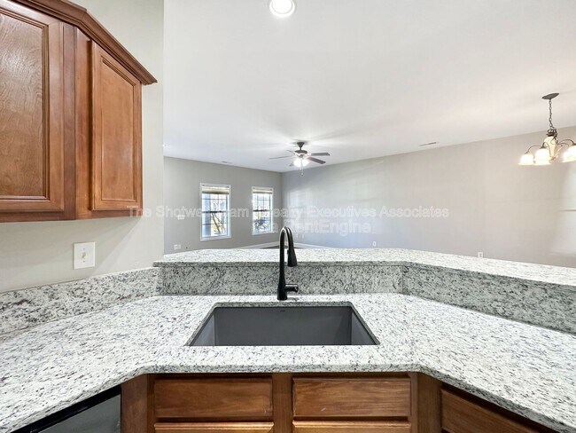 Building Photo - 132 Hardinberry St