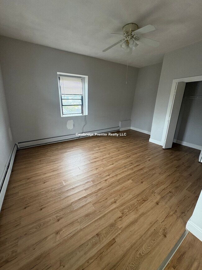 Building Photo - 16 Flint St