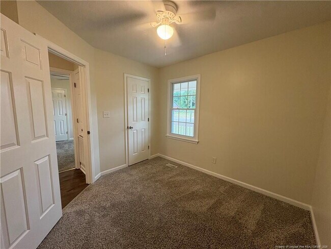 Building Photo - 2544 Previs Rd