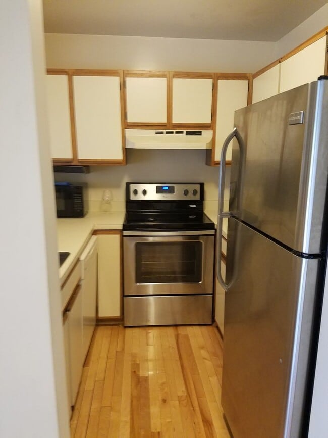 Building Photo - Condo Located at Borden Commons