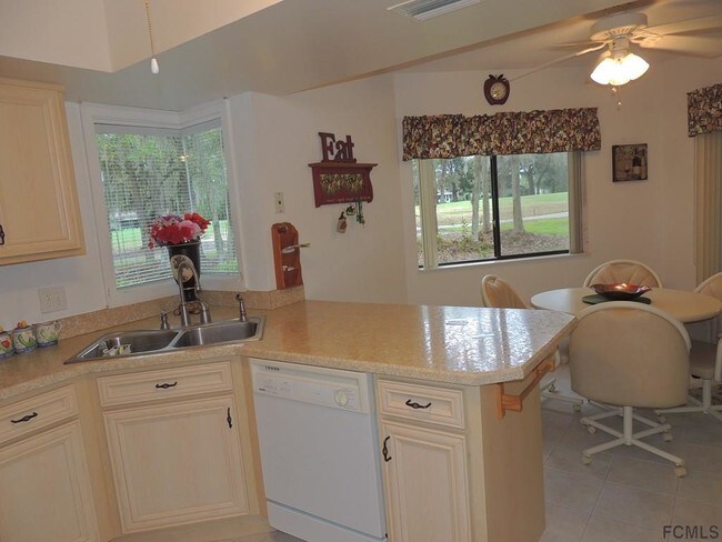 Building Photo - 13 Broadmore Cir