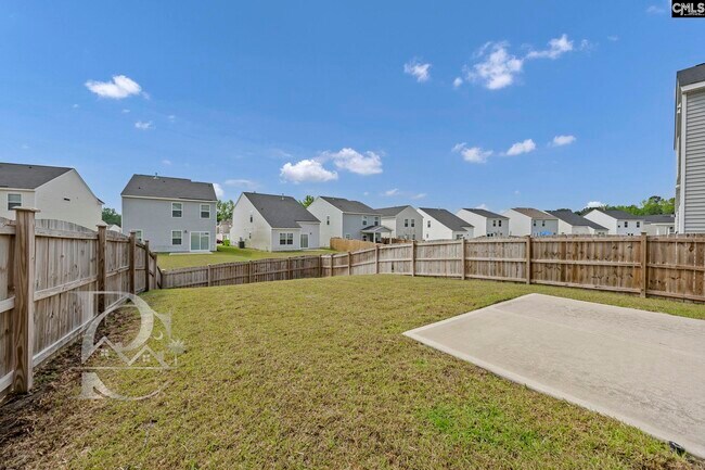 Building Photo - 2058 Mapleton Dr