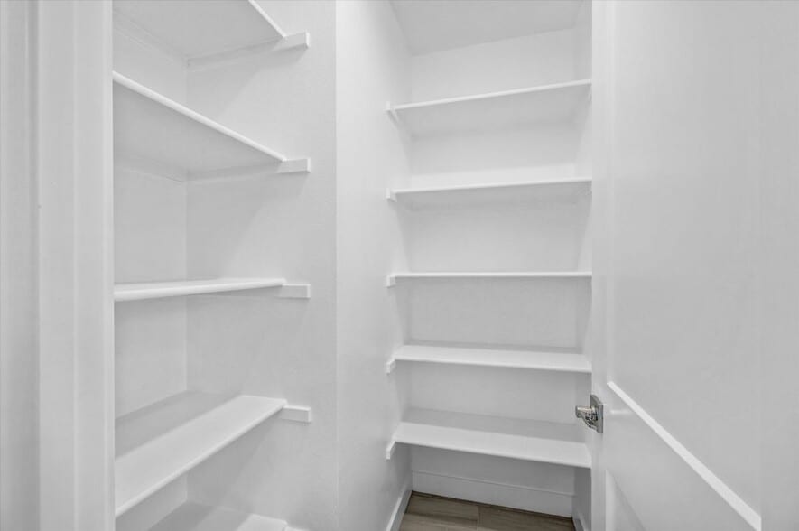 Building Photo - 10002 Central Ave