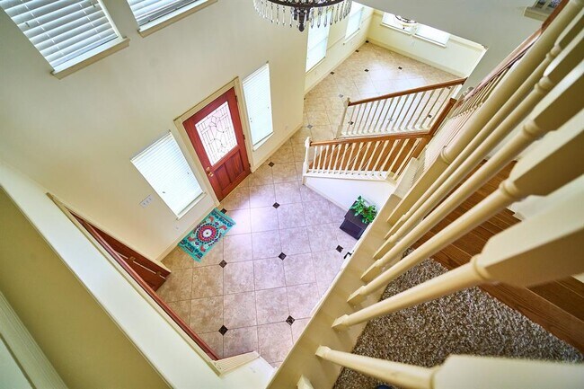 Building Photo - 14811 Wintercove Ct