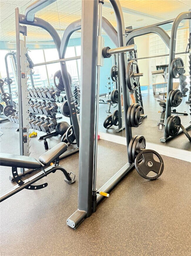 Building Photo - 185 SW 7th St