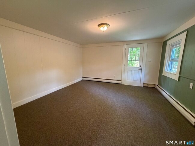 Building Photo - 1774 Middletown Ave
