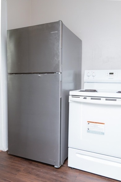 Building Photo - 515 N Monroe St