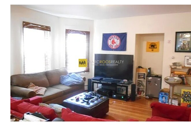 Building Photo - 505 Washington St