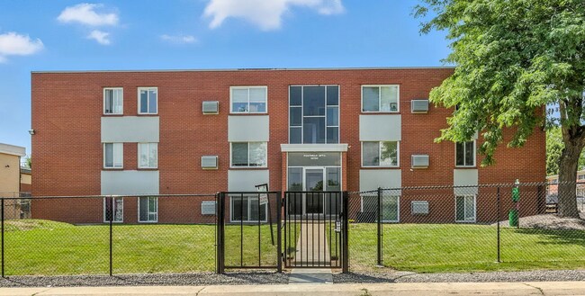 Building Photo - 10765 W 7th Pl